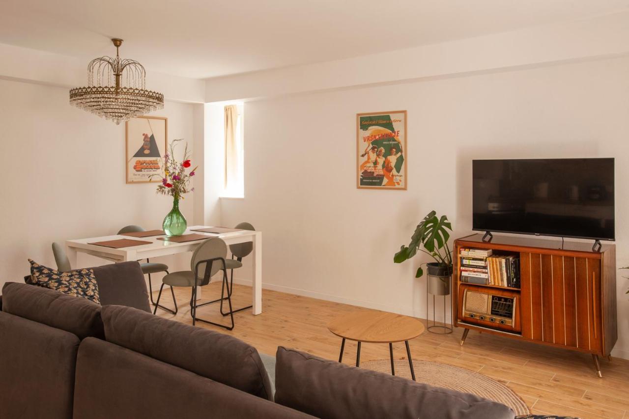 Sketches Of Milna Apartment Milna  Luaran gambar